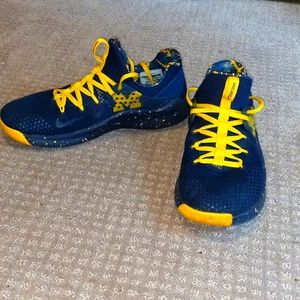 Maize and Blue Nike Tennis Shoes